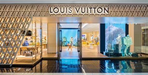 louis vuitton woodfield mall|louis vuitton clothing.